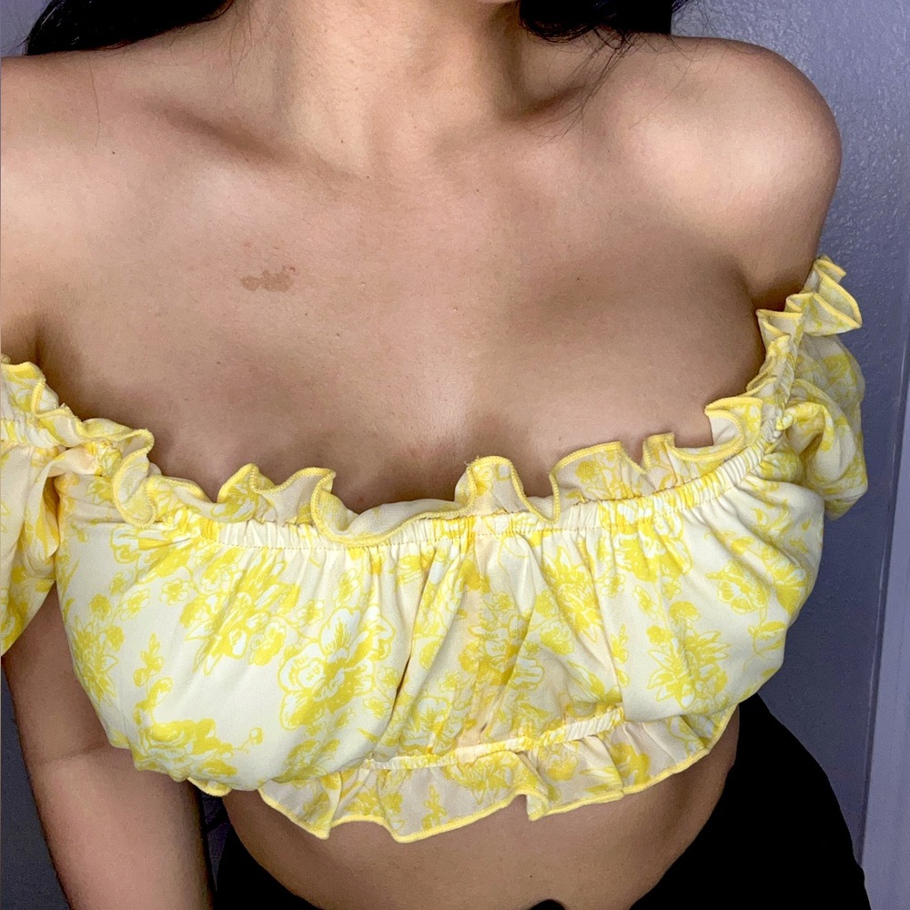 Dolls Kill Sugar Thrillz Yellow Belle Crop Top SZ SMALL